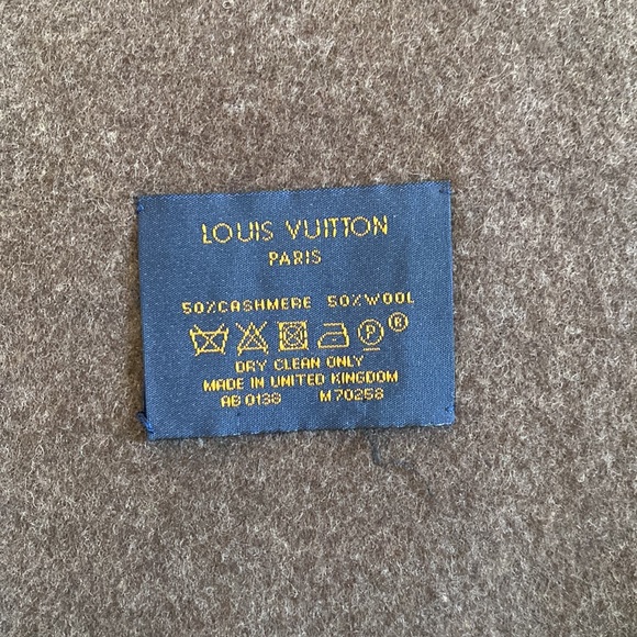 Louis Vuitton Men’s Gradient Monogram Scarf, Cashmere/Wool, Brown - Picture 4 of 5